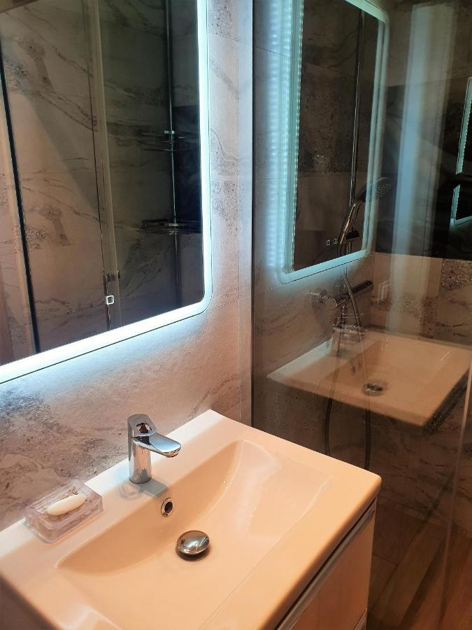 דז'יבנובק Apartament Beige Z Ogrodkiem מראה חיצוני תמונה